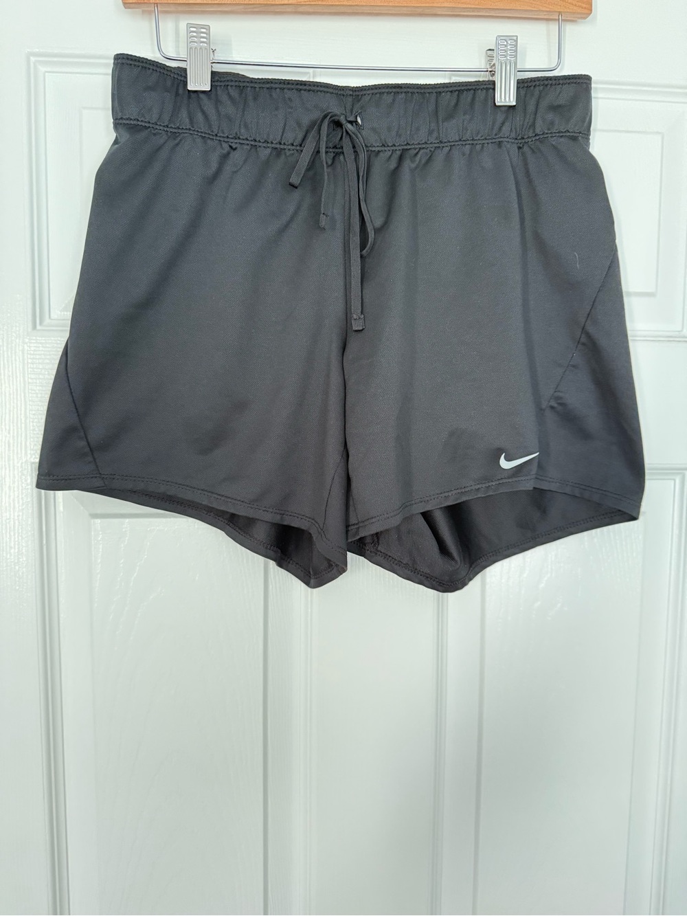 Nike dri fit women’s  Black Athletic Shorts- size S